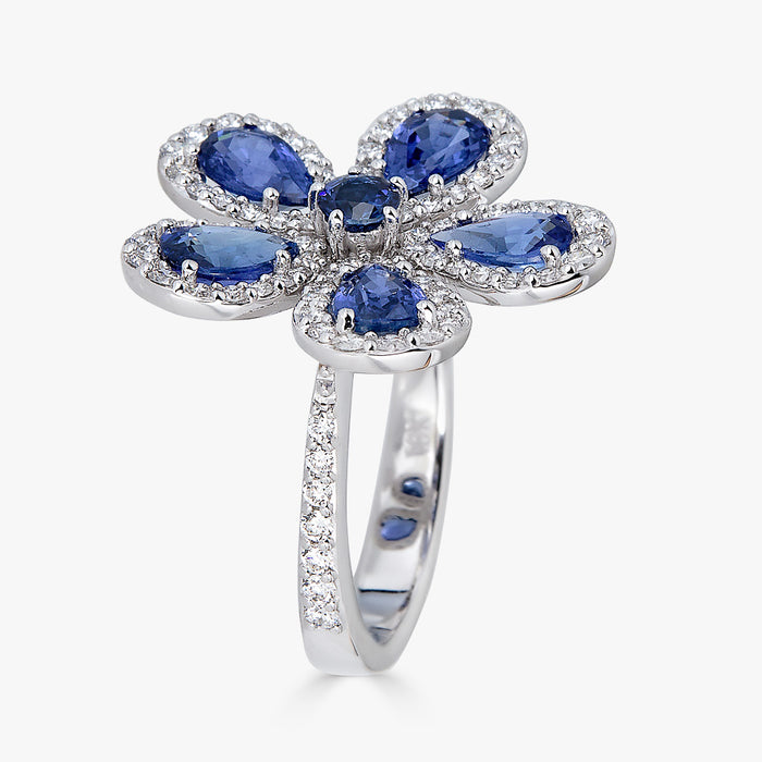 Classic Flower Ring in Blue Sapphire