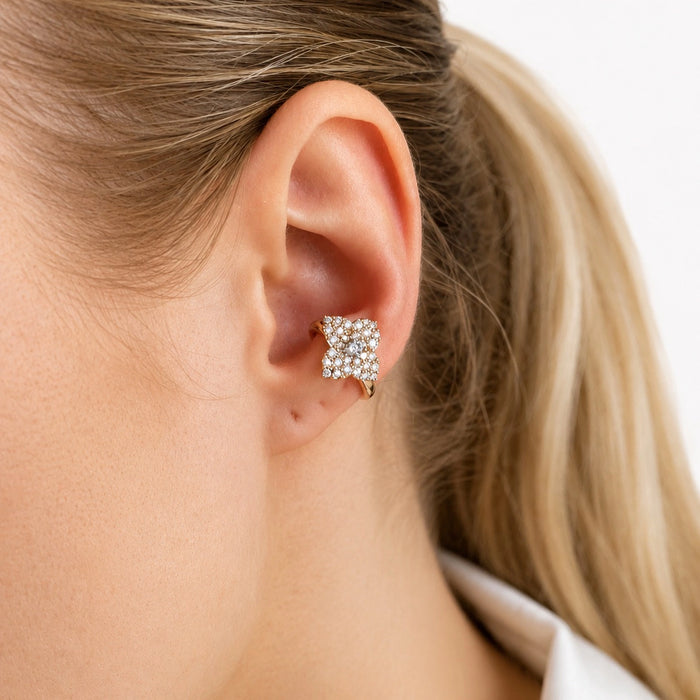 Fiore Mini Flower Earcuff