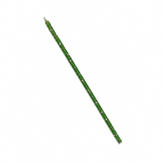 Approx. 10.21 carats Round Green Tsavorites
0.79 carats Round Diamonds
Set in 18K Yellow Gold
7.25 in