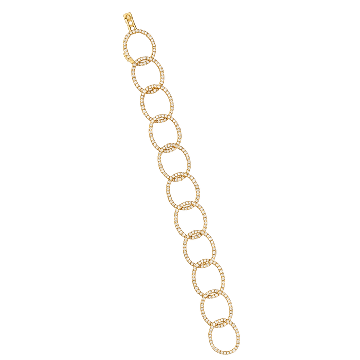 Approx 6.00 carats Round Diamond
Necklace set in 18K Yellow Gold
7.5 in