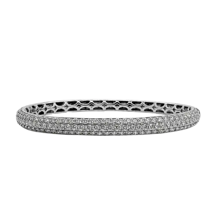 Approx. 2.49 carats in Round Diamond
Bangle set in 18K White Gold
Size: 54 x 47