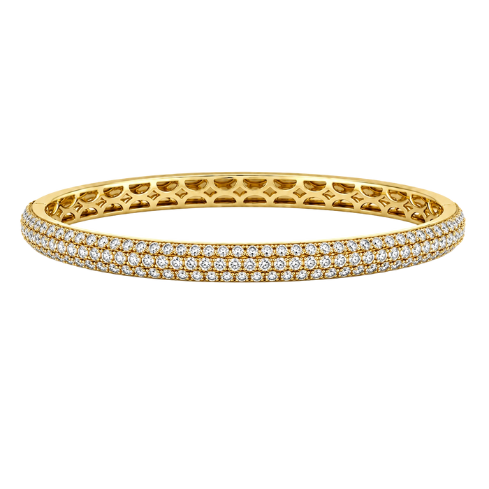 Approx. 2.51 carats Round Diamonds
Bangle set in 18K Yellow Gold
Size: 54 x 47mm